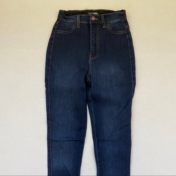 FASHION Nova Dark Blue High-Rise Skinny Jeans - COPY - Picture 5 of 7